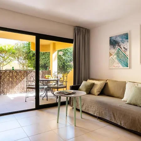 Casa Coco, Коральео