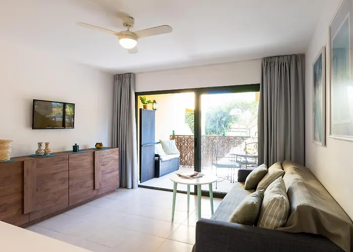 Casa Coco, * Κοραλέχο